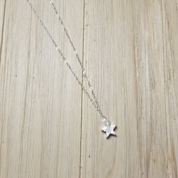⭐⭐Very cute SILVER plated Star necklace⭐⭐ - Picture 3 of 5